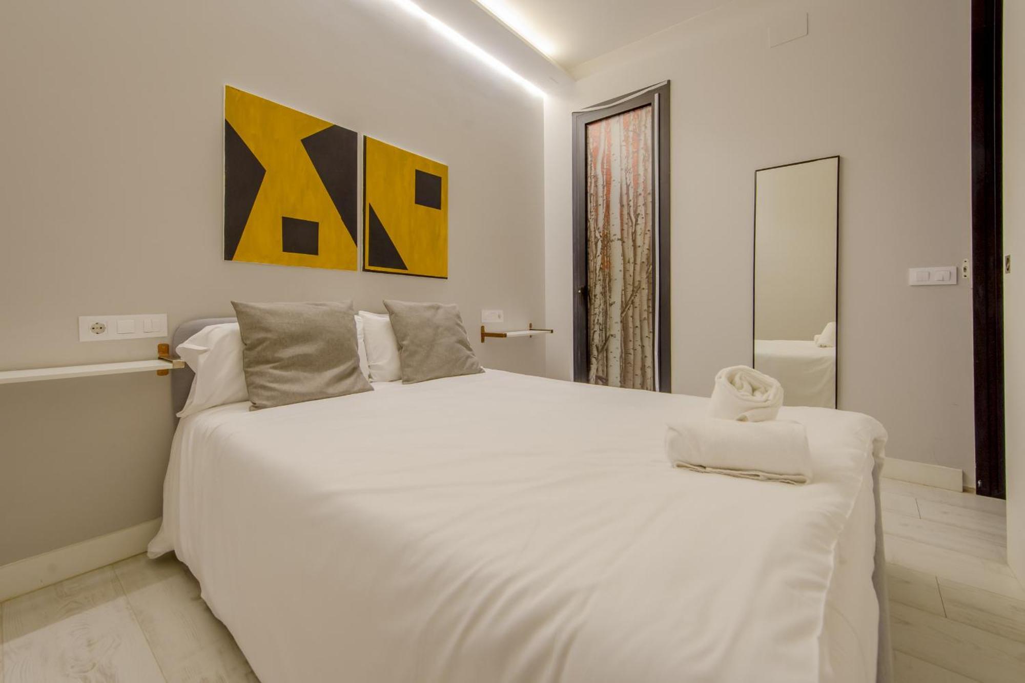 Apt Con Estilo - 5Pax En Zona Tirso-Centro E1 Madrid Buitenkant foto
