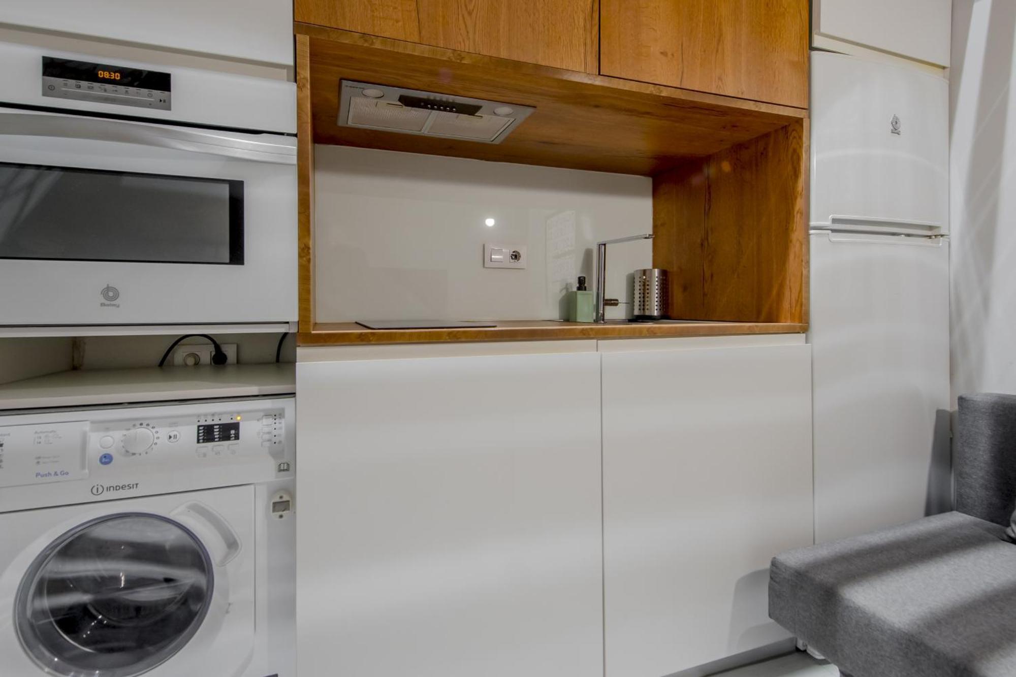 Apt Con Estilo - 5Pax En Zona Tirso-Centro E1 Madrid Buitenkant foto